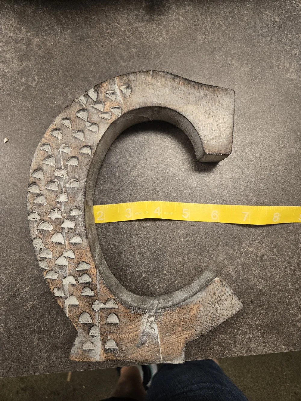 Decorative Wooden Letter C for Reptile Enclosures - Brown